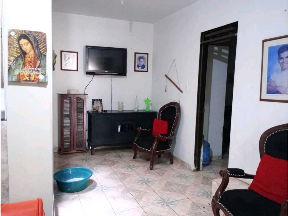 VENTA CASA EN CRISTOBAL COLON SUR DE CALI — foto 2