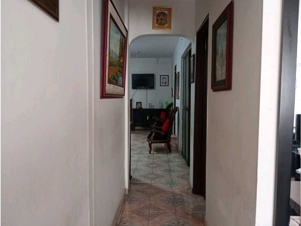 VENTA CASA EN CRISTOBAL COLON SUR DE CALI — foto 5