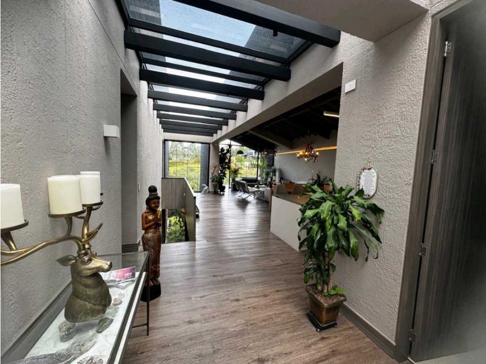 Venta casa en el alto de las palmas