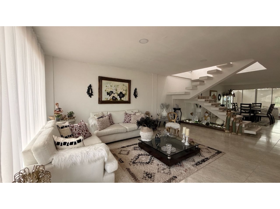 VENTA CASA EN EL LAGUITO - JAMUNDÍ- CR