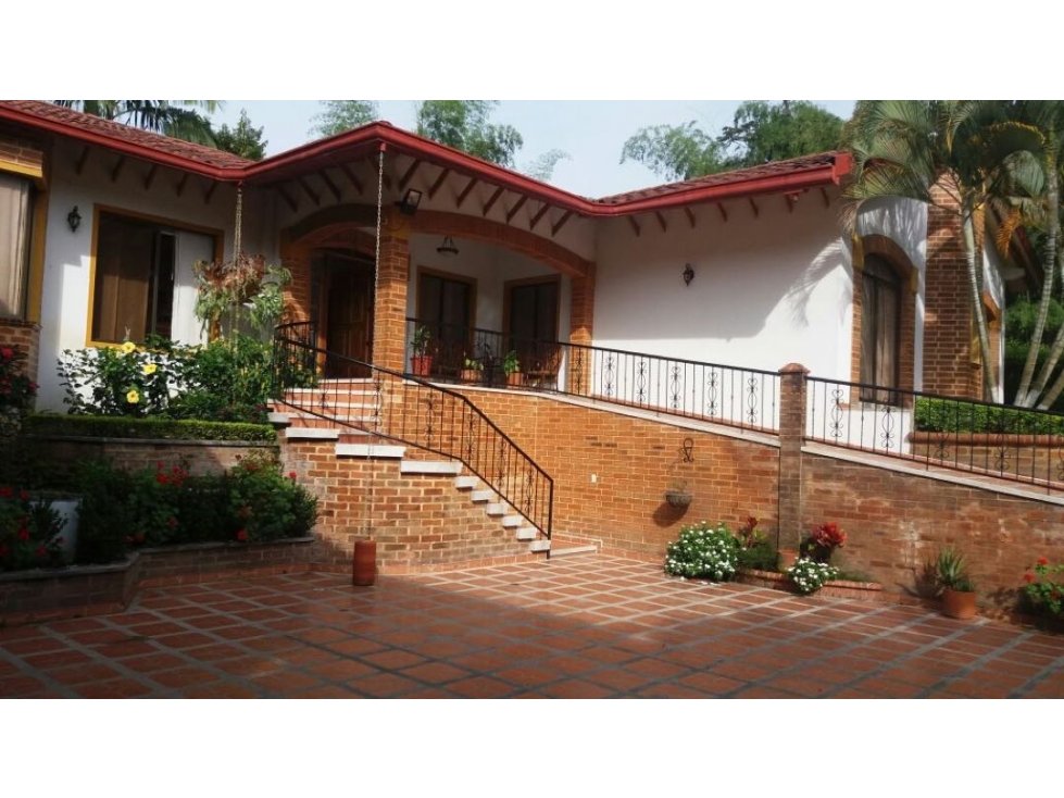 Venta casa en el Tigre (D)