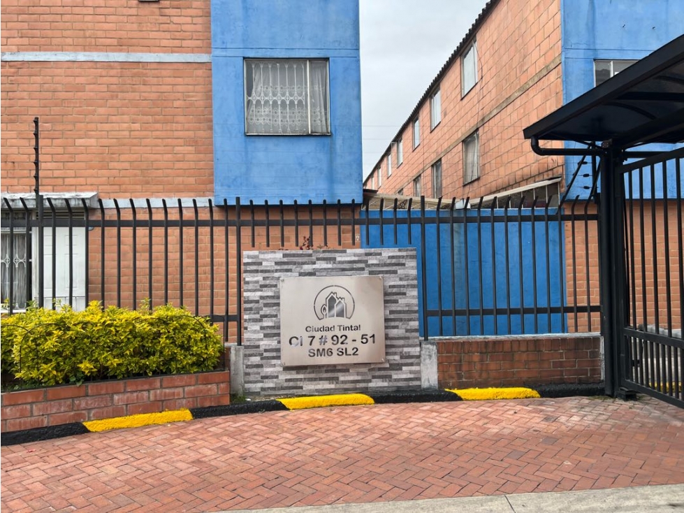VENTA CASA EN EL TINTAL CONJUNTO CIUDAD TINTAL LOTE 2 MANZANA 6 BOGOTA
