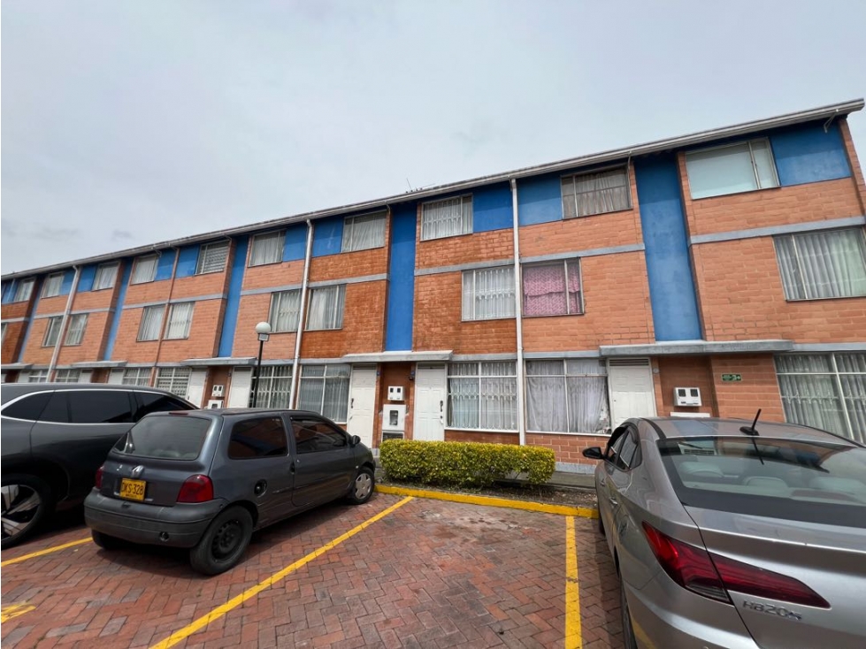 VENTA CASA EN EL TINTAL CONJUNTO CIUDAD TINTAL LOTE 2 MANZANA 6 BOGOTA — foto 4