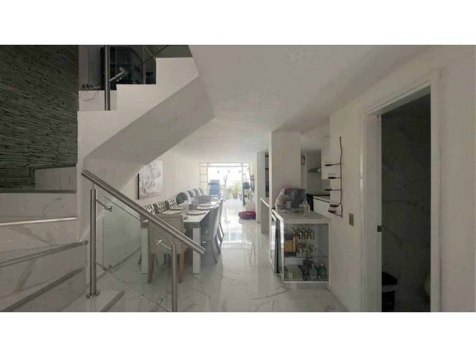 VENTA CASA EN ENVIGADO EL DORADO EN UNIDAD RESIDENCIAL CERRADA — foto 2