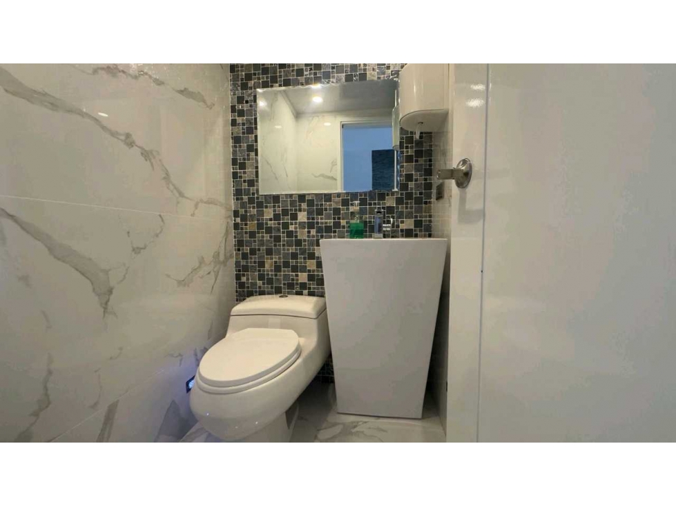 VENTA CASA EN ENVIGADO EL DORADO EN UNIDAD RESIDENCIAL CERRADA — foto 4