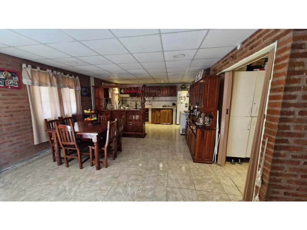 Venta casa en Fontana — foto 2