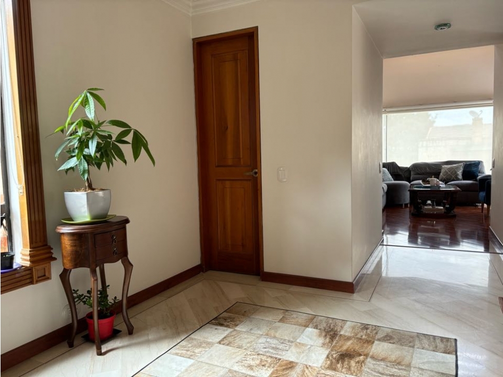 Venta casa en gratamira en quintas de salamanca por debajo avalúo — foto 2