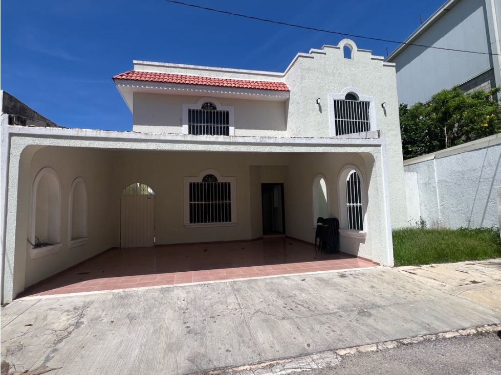 Venta casa en Jardines Vista Alegre 4 recámaras Mérida Yucatán