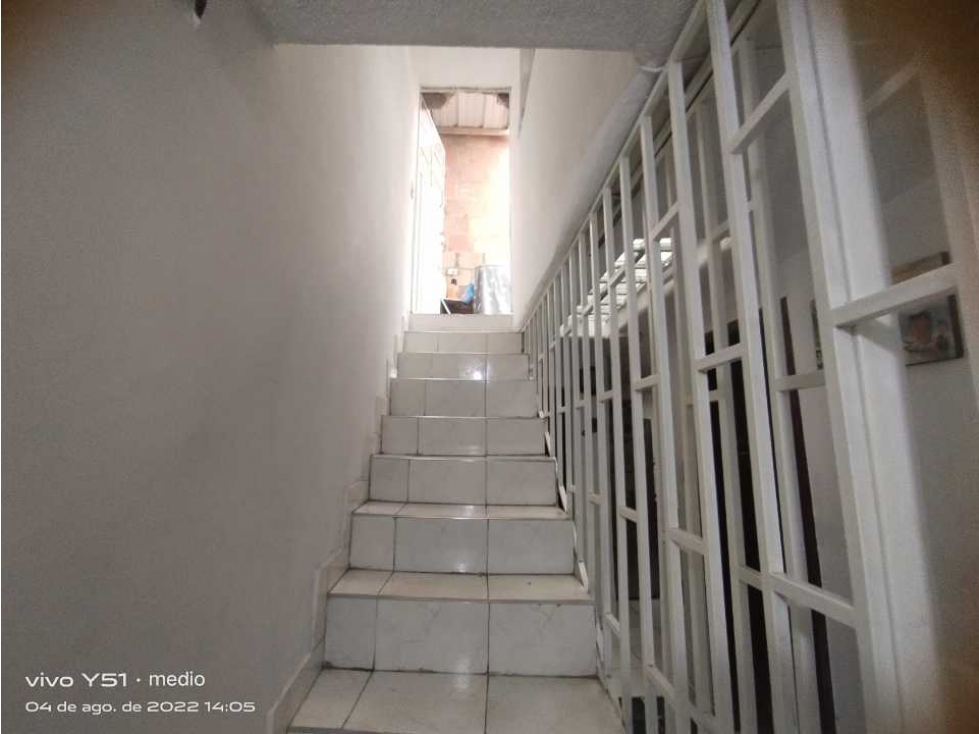 VENTA DE CASA RENTABLE EN KENNEDY BARRIO ALMENAR BOGOTA — foto 5