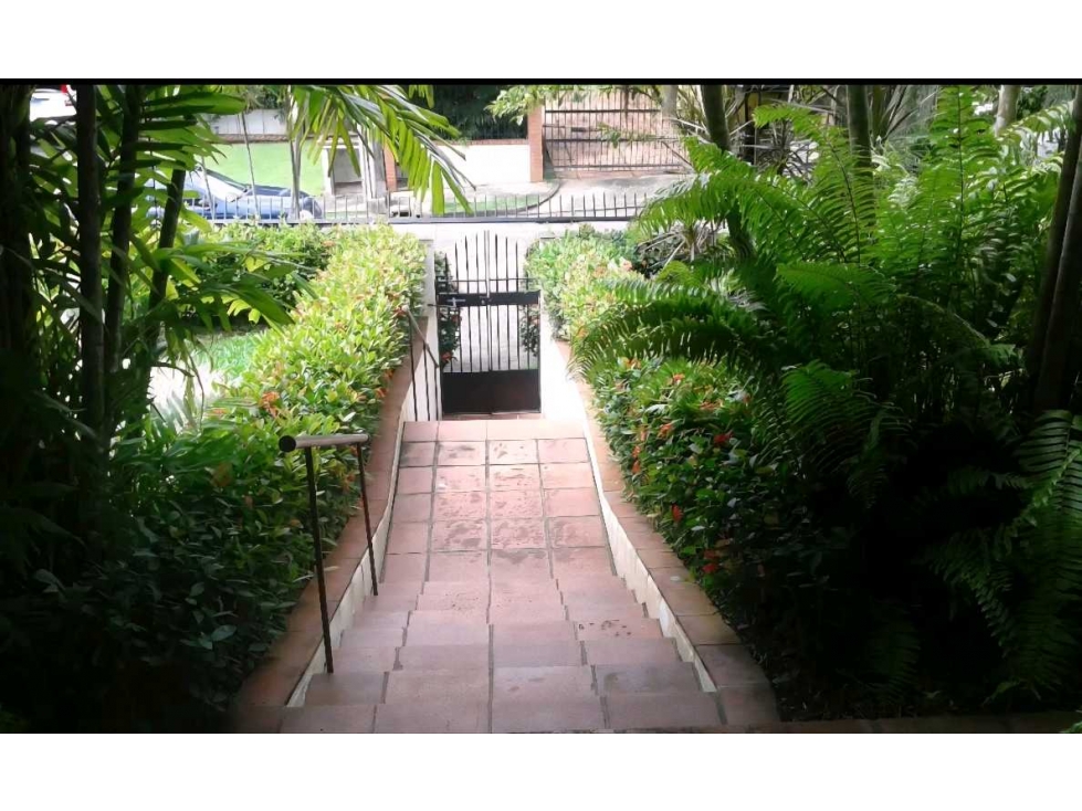VENTA CASA EN LA ALAMEDA 3 PISOS — foto 4