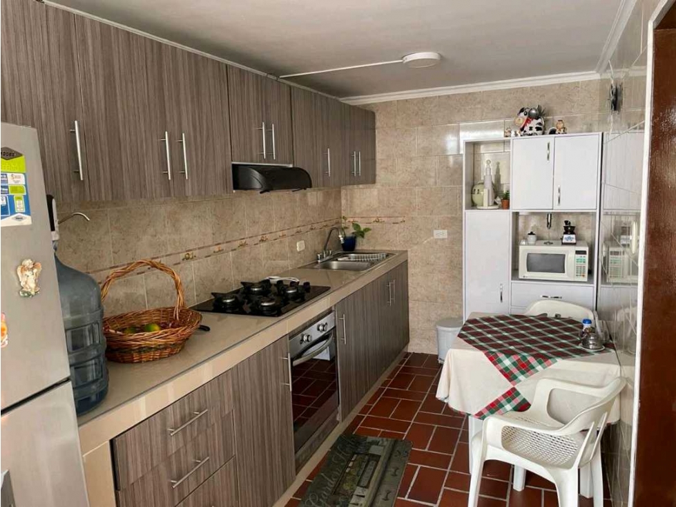 VENTA CASA EN LA FLORA NORTE DE CALI