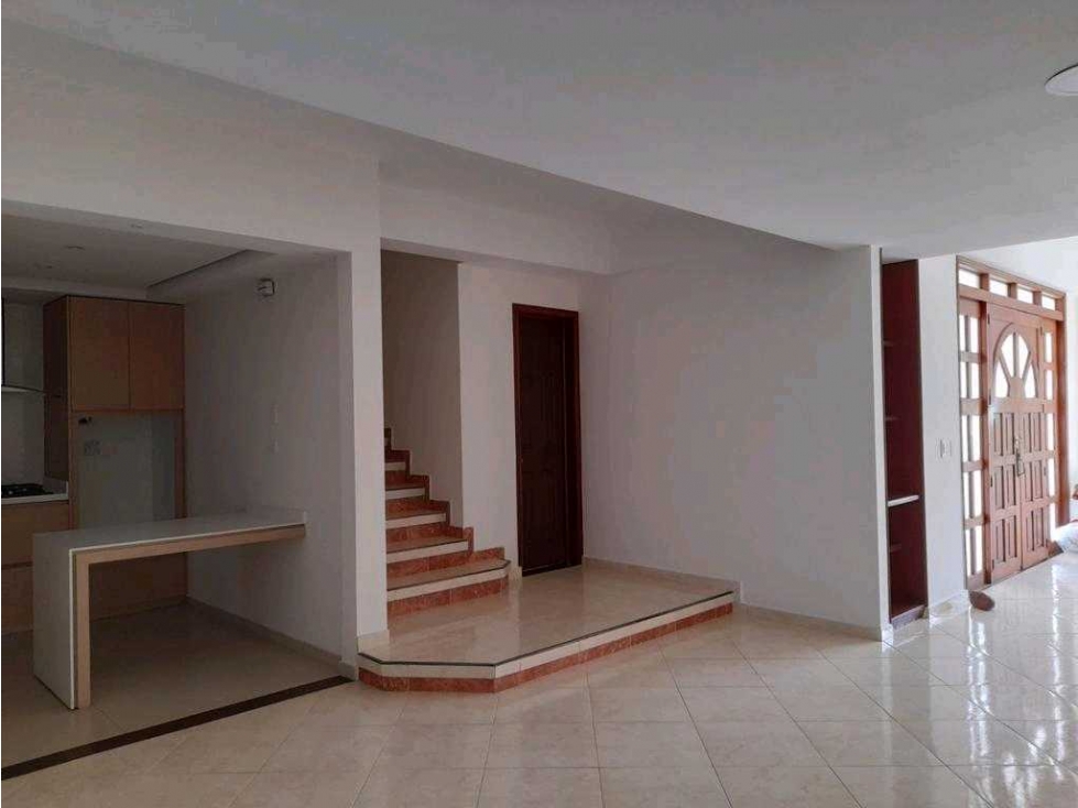 VENTA CASA EN LA HACIENDA SUR DE CALI — foto 3