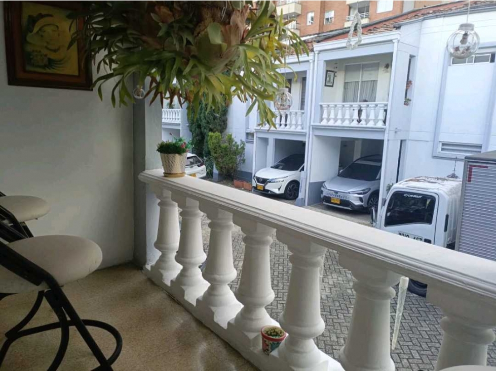 VENTA CASA EN LA LOMA DE LOS BERNAL - MEDELLIN — foto 5