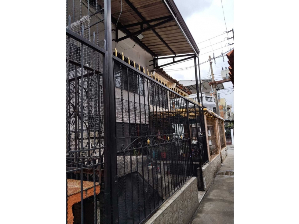 VENTA CASA EN LA RIVERA 2 NORTE DE CALI