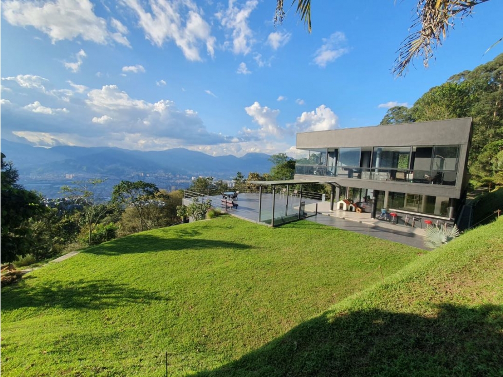 Venta Casa en La Transversal de la Montaña- Loma del Escobero — foto 2