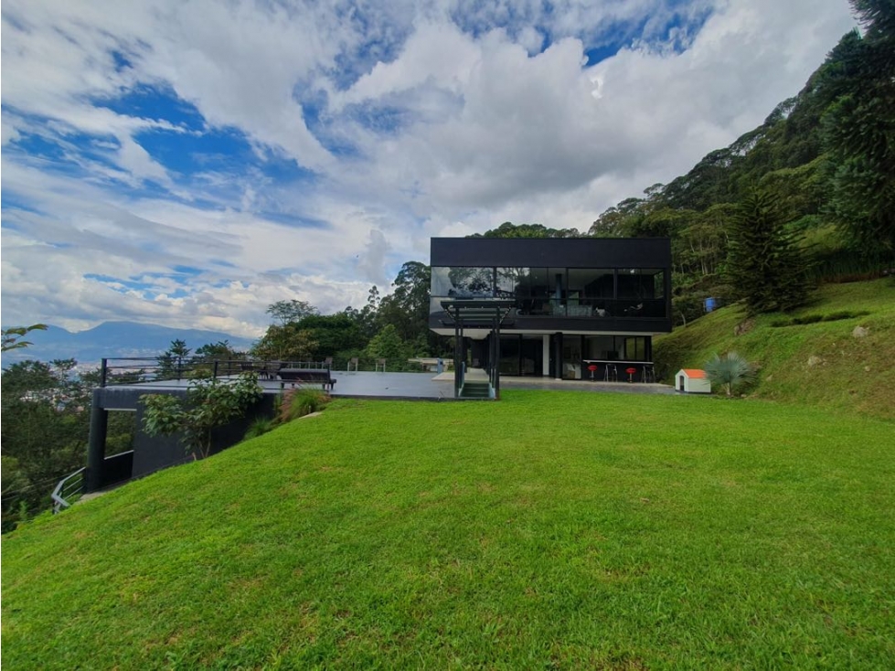 Venta Casa en La Transversal de la Montaña- Loma del Escobero — foto 3