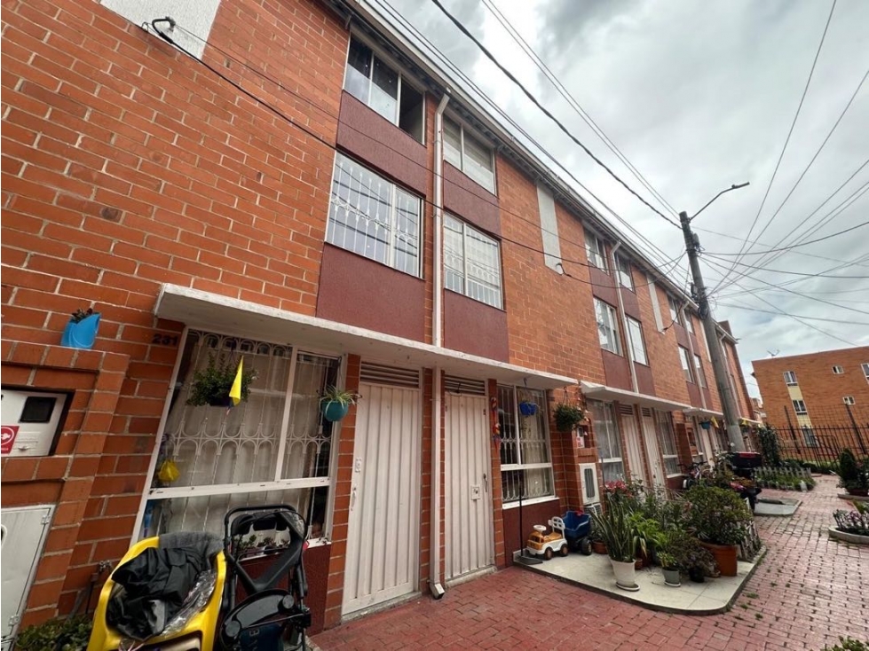 VENTA CASA EN LAS MARGARITAS CONJUNTO CERRADO ALAMEDA DE SAN JOSE — foto 6