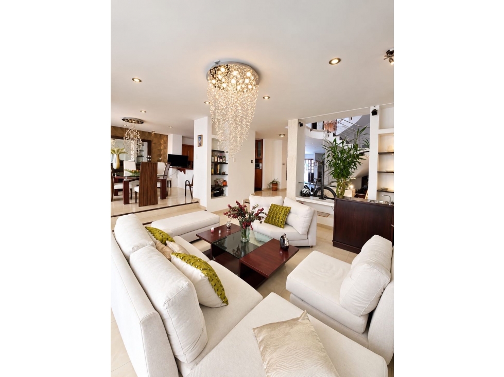 VENTA CASA EN LAS MERCEDES- PALMIRA - 1