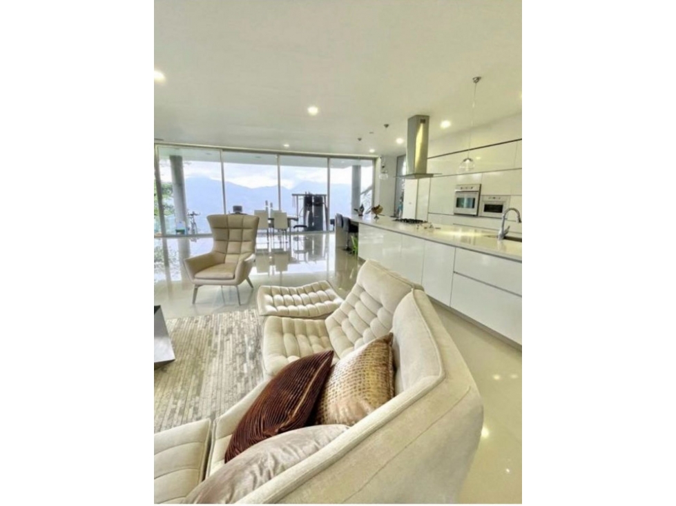Venta casa en los Balsos de 700mts — foto 2