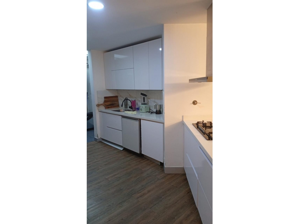 Venta casa en Llanogrande de 3 niveles con acceso directo al lago — foto 5