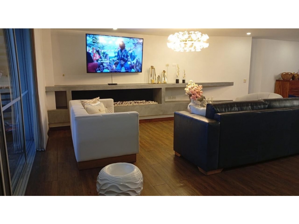 Venta casa en Llanogrande de 3 niveles con acceso directo al lago — foto 6