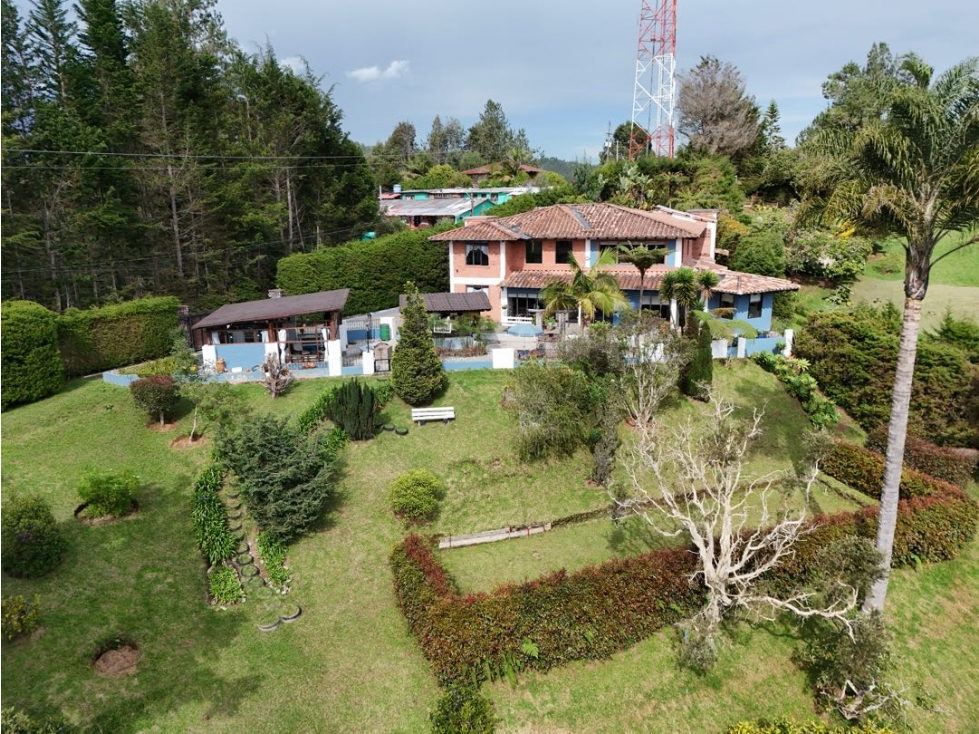 VENTA CASA EN LOTE INDEPENDIENTE ALTOS DEL ESCOBERO