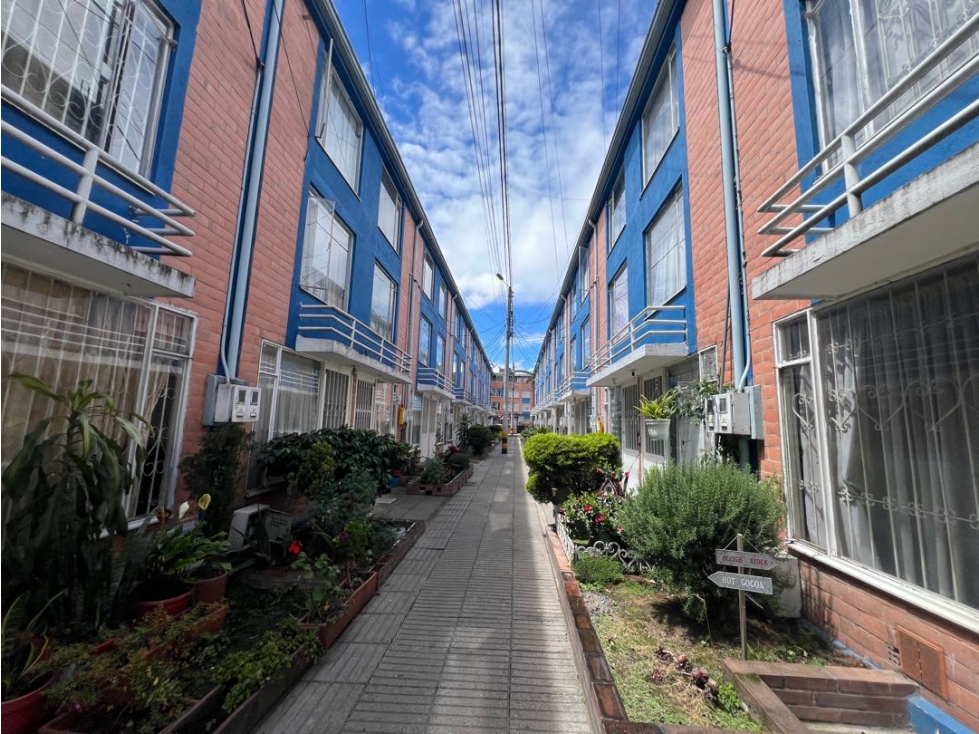 VENDO CASA EN NUEVA CASTILLA CONJUNTO CASTILLA OCCIDENTAL BOGOTA — foto 3