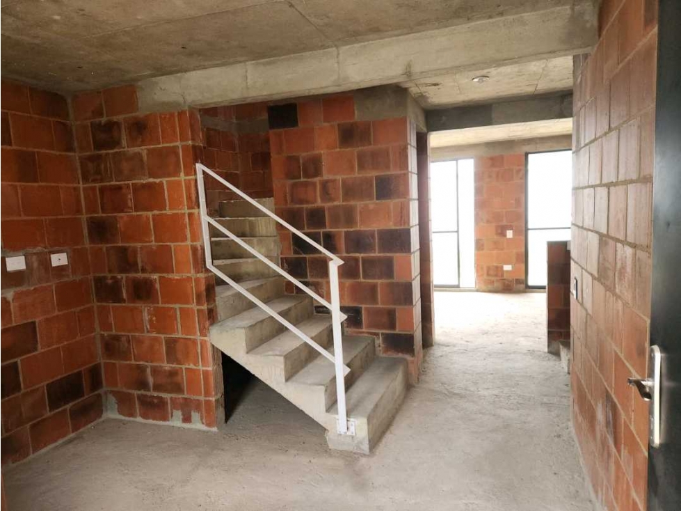 VENTA CASA 2 PISO CONJUNTO TRENTO PARQUE NATURA ALFAGUARA JAMUNDI (JH) — foto 5