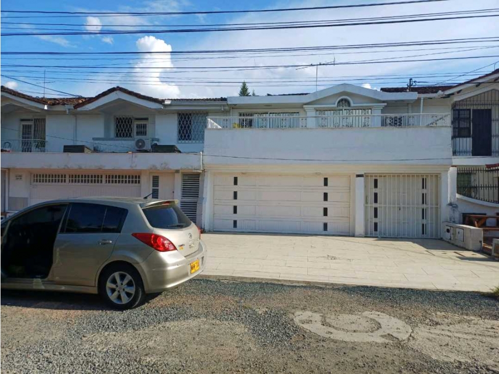 VENTA CASA EN PAMPALINDA SUR DE CALI