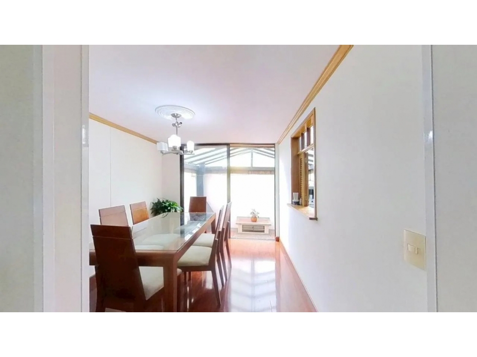 Venta Casa en Parques de Lorena, Usaquén, Bogotá · con parqueadero - 3