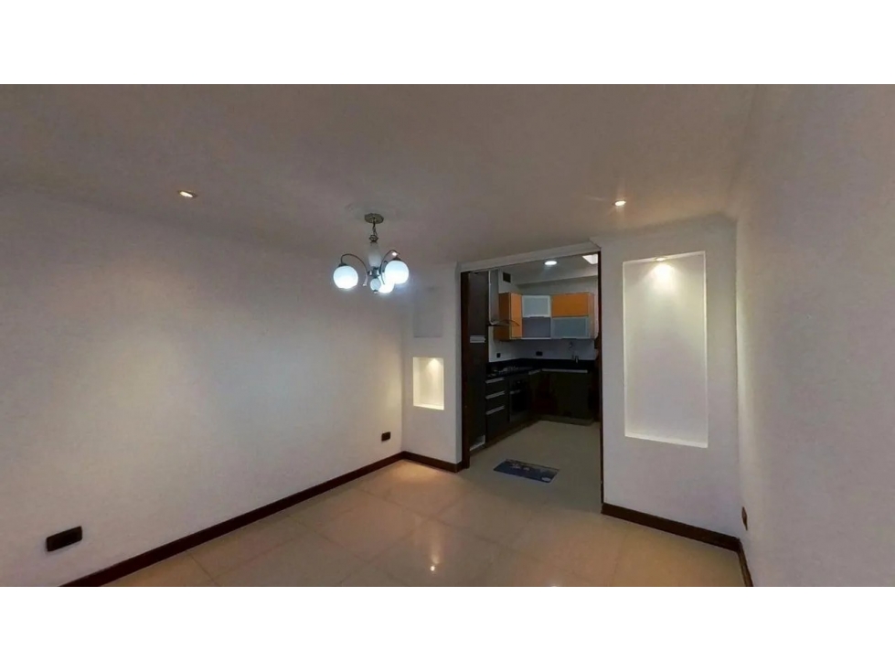 Venta Casa en Portales del Norte, Suba, Bogotá · con parqueadero — foto 3