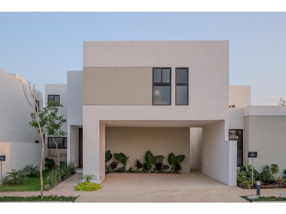 Venta Casa en privada Aldoria Conkal Mérida - 1