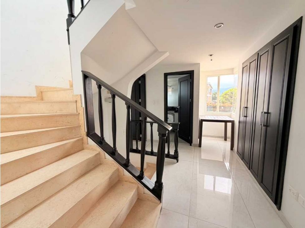 VENTA | CASA EN SAN JOSE DE BAVARIA 185 m² 5 Alcobas — foto 2