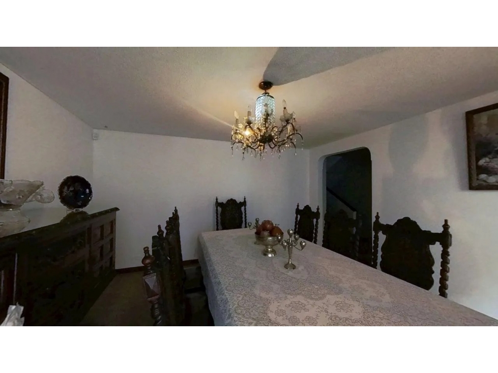 Venta Casa en Santa Barbara, Usaquén, Bogotá · con depósito — foto 3