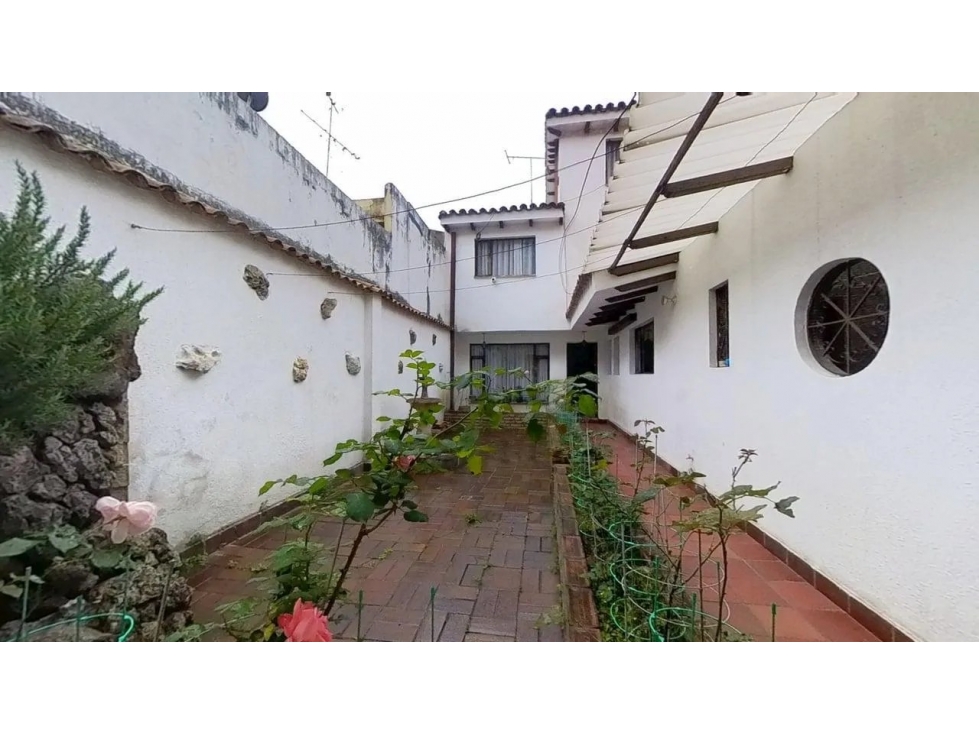 Venta Casa en Santa Barbara, Usaquén, Bogotá · con depósito — foto 5