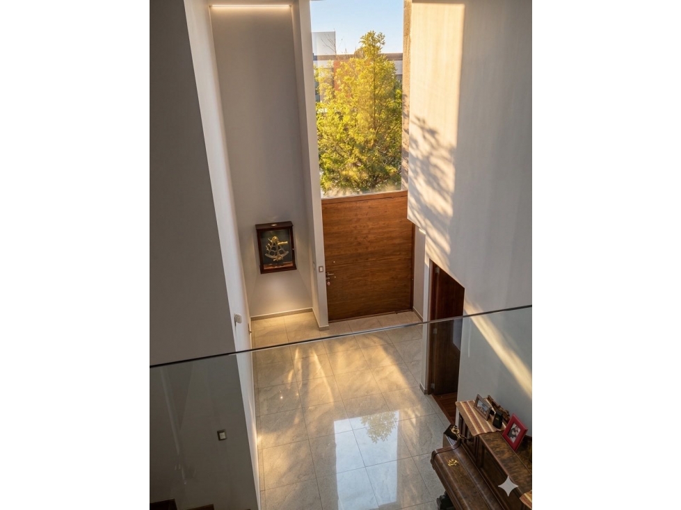 VENTA CASA EN SIERRA AZUL - 2