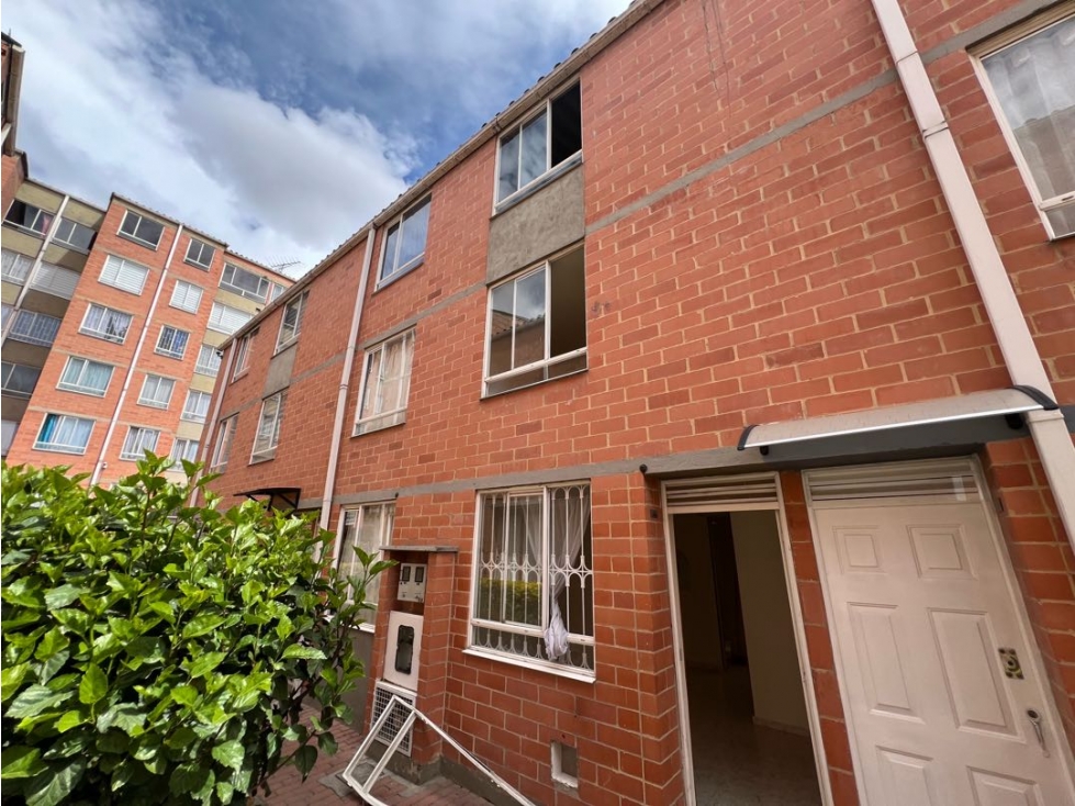 ARRIENDO CASA EN SOACHA CONJUNTO LOS MAGNOLIOS CERCA AL CC VENTURA — foto 2
