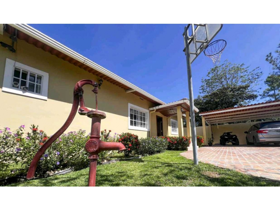 VENTA CASA EN UN LUGAR PRIVILEGIADO EN SAN CARLOS, SAN JOSÉ JP — foto 3