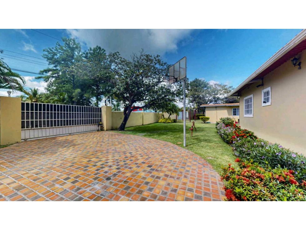VENTA CASA EN UN LUGAR PRIVILEGIADO EN SAN CARLOS, SAN JOSÉ JP — foto 4