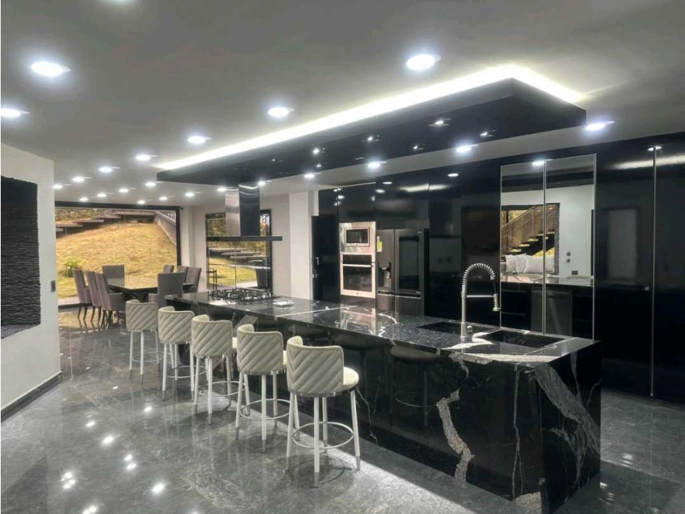 Venta Casa en Unidad Cerrada. Alto de Palmas, sector la Esperanza — foto 2