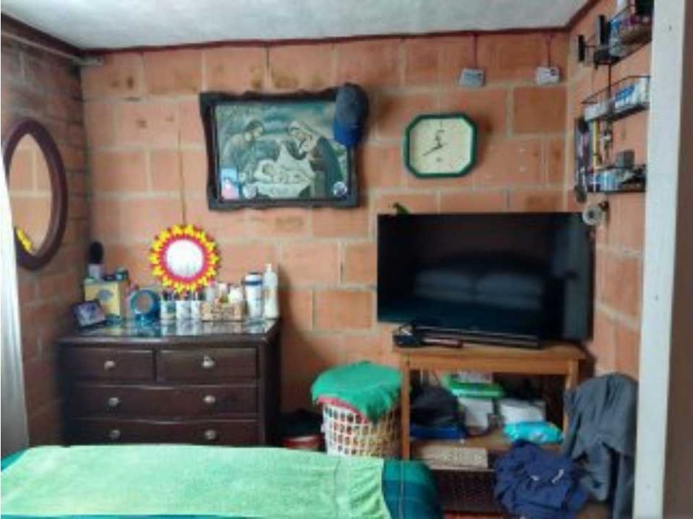 VENTA DE CASA EN KENNEDY UNIR PRIMAVERA CON LOCAL — foto 4