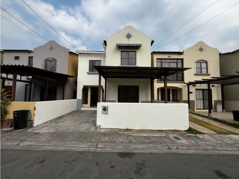 Venta Casa en Urb La Rioja Etapa Almeria - 2