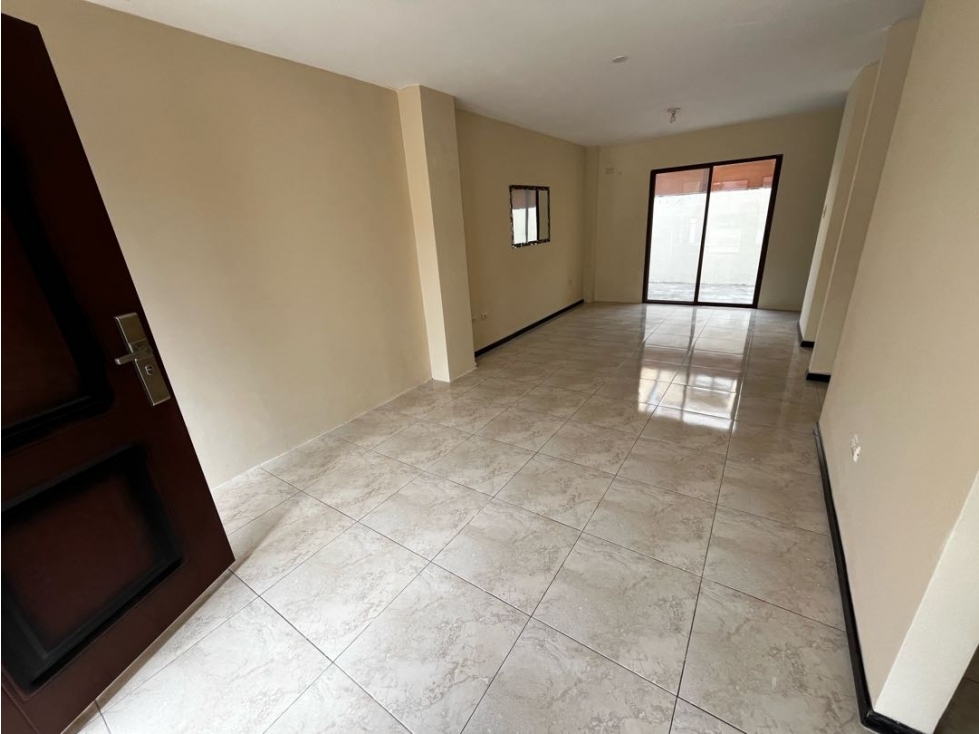 Venta Casa en Urb La Rioja Etapa Almeria - 6