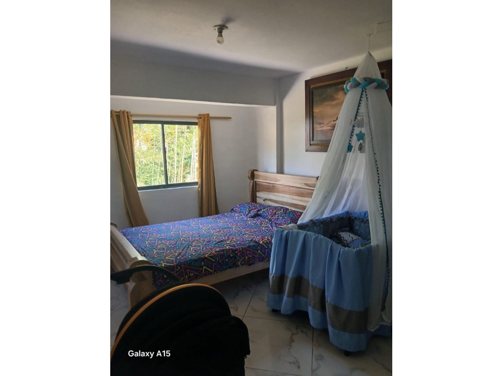 Venta CASA en VENECIA- 2do y 3r piso
Con precio de OPORTUNIDAD - 4