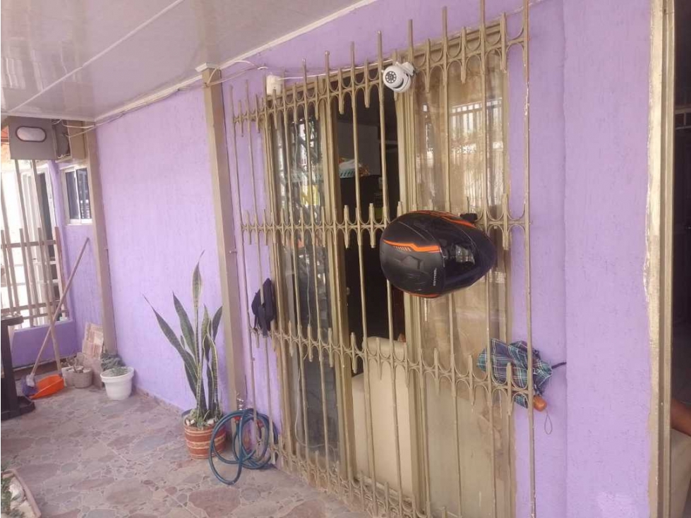Venta casa en villa del lago cali