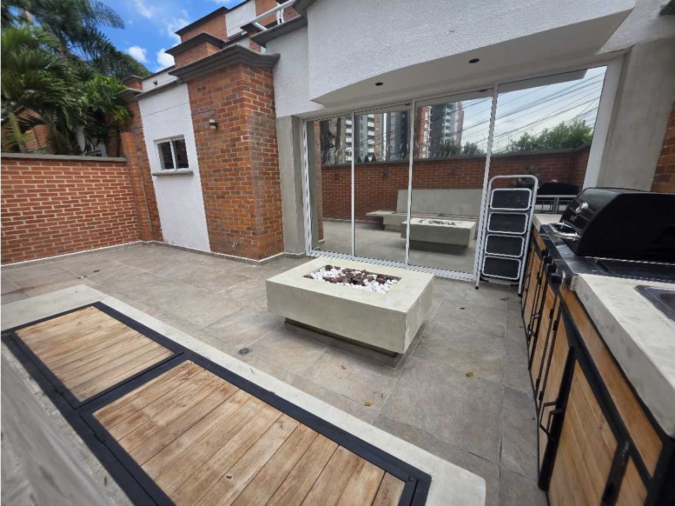 VENTA CASA ENVIGADO ABADIA REMODELADA 50 MILLONES POR ABAJO DEL AVALUO