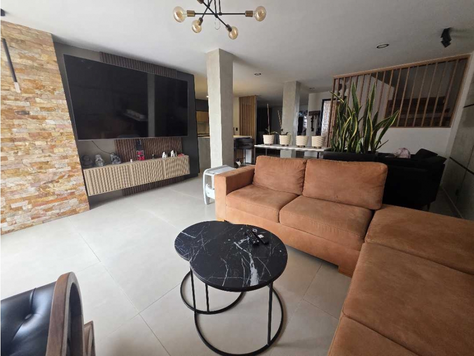VENTA CASA ENVIGADO ABADIA REMODELADA 50 MILLONES POR ABAJO DEL AVALUO — foto 4