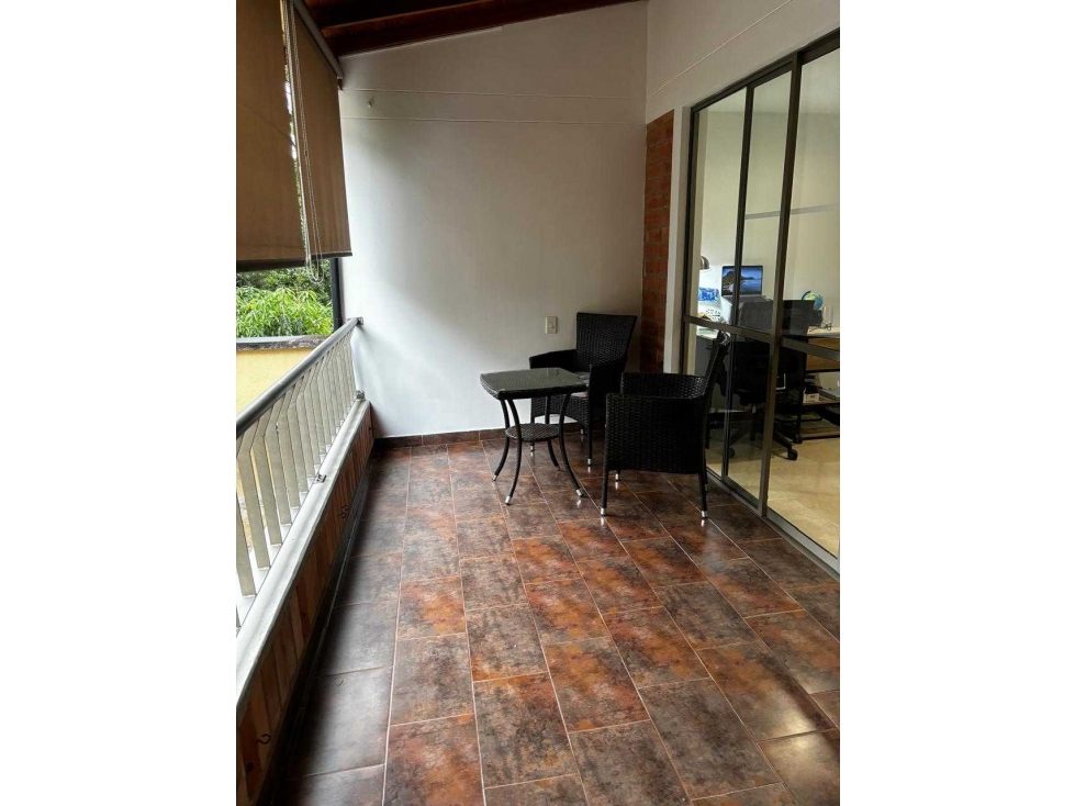 VENTA CASA ENVIGADO CERCA COLEGIO BENEDICTINOS CUMBRE SALLE.Y EIA - 5