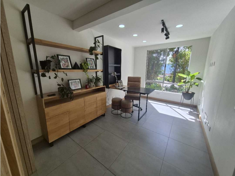 VENTA CASA ENVIGADO ESCOBERO CON JACUZZI Y JARDÍN — foto 6