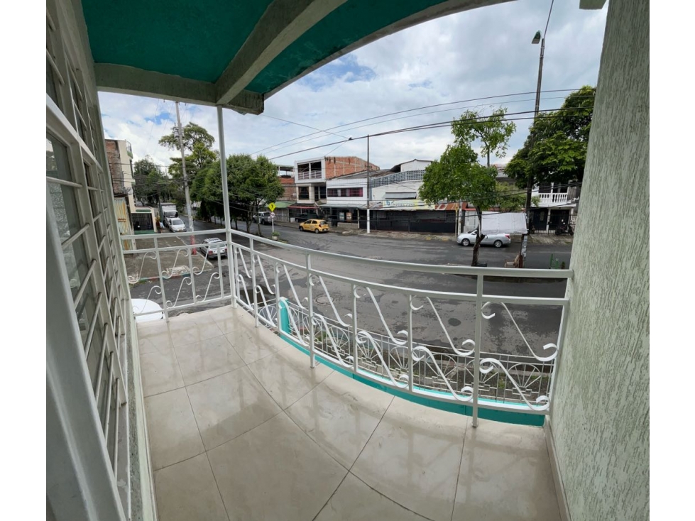 Venta Casa Esquinera con RENTA en Barrio Santafe Oriente Cali (GH) — foto 3